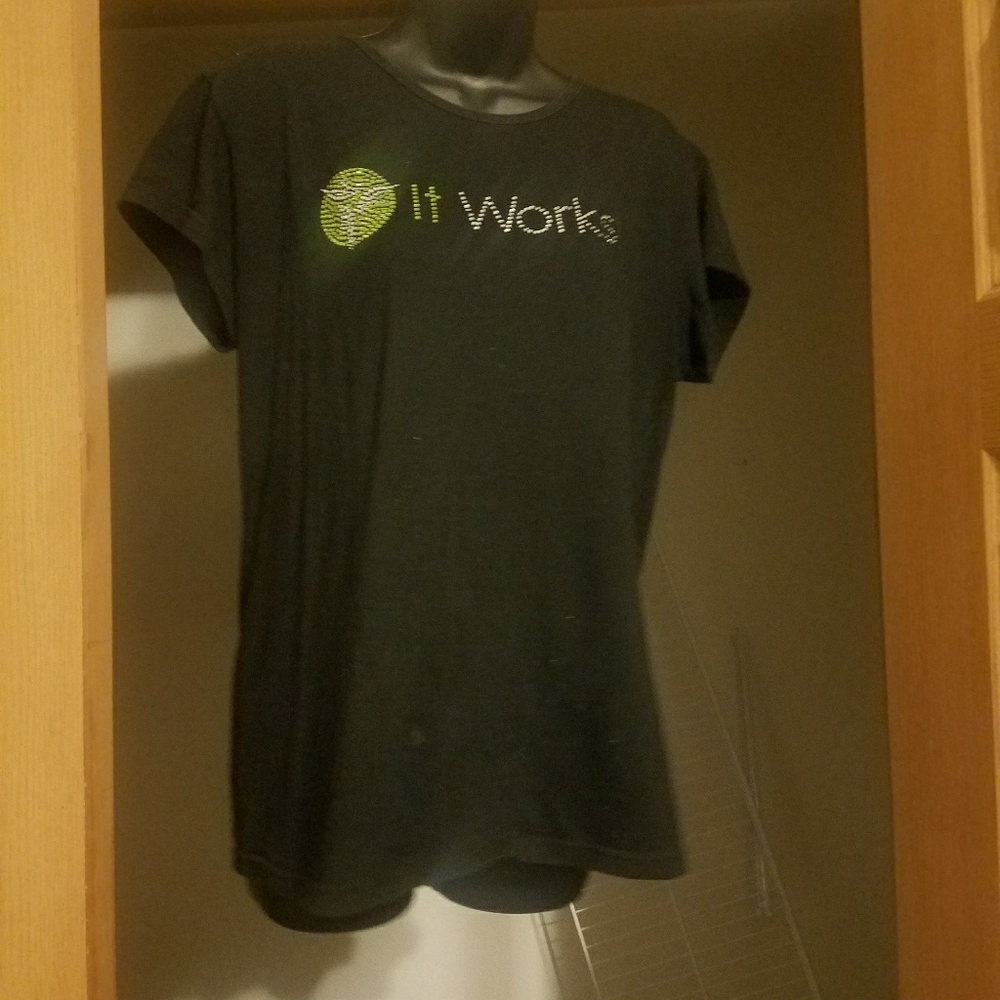 It Works t-shirt